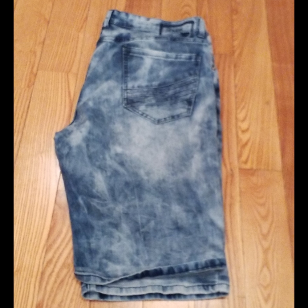 MENS XRAY JEAN SHORTS SIZE 36